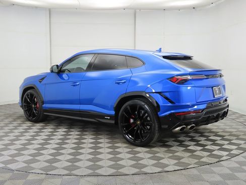 Used 2023 Lamborghini Urus S image 7