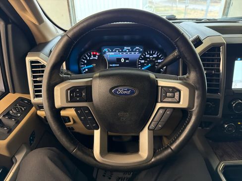 Used 2017 Ford F250 Lariat w/ Lariat Ultimate Package image 38