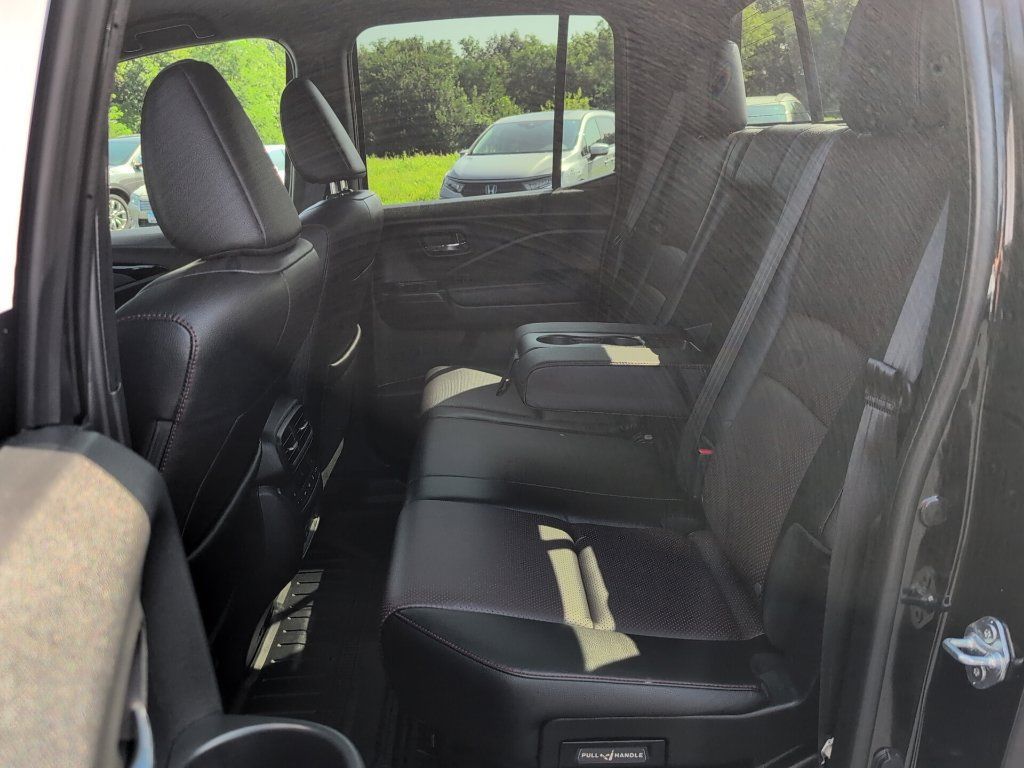 Used 2025 Honda Ridgeline Black Edition image 33