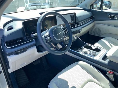 New 2026 Kia Carnival EX image 12
