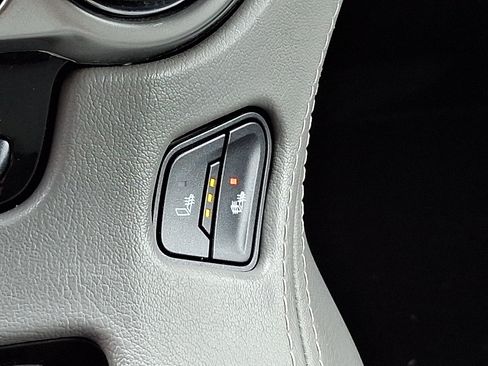 Used 2019 Chevrolet Tahoe LT AWD/4WD image 25