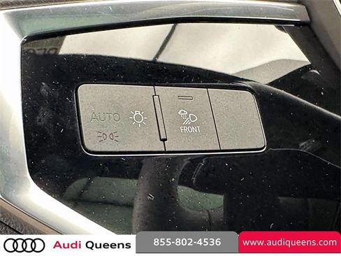 Certified 2025 Audi Q3 2.0T Premium Plus w/ Premium Plus Package image 21