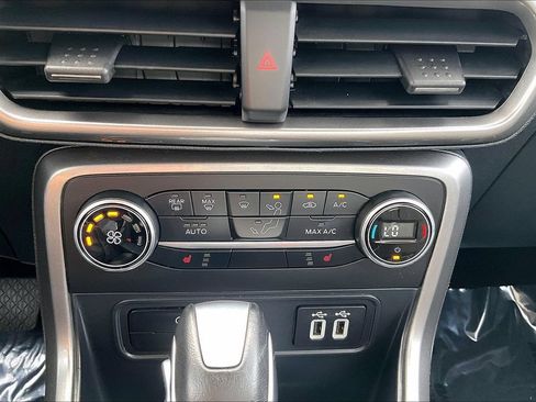 Used 2021 Ford EcoSport SE FWD image 12