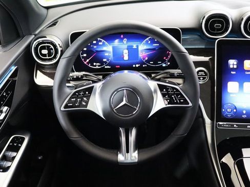 Certified 2025 Mercedes-Benz GLC 300 4MATIC image 5