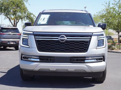 New 2025 Nissan Armada SL w/ Captain's Chari Seat Package image 5