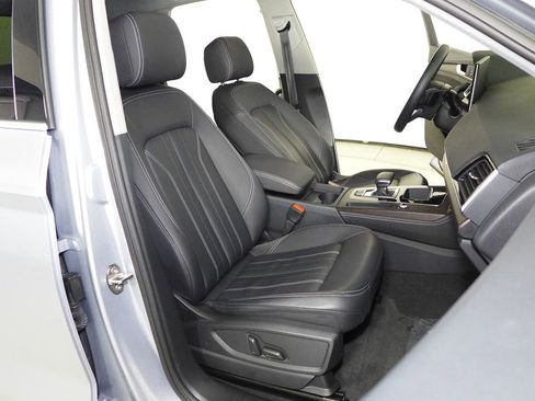 Used 2023 Audi Q5 2.0T Premium Plus w/ Premium Plus Package image 19