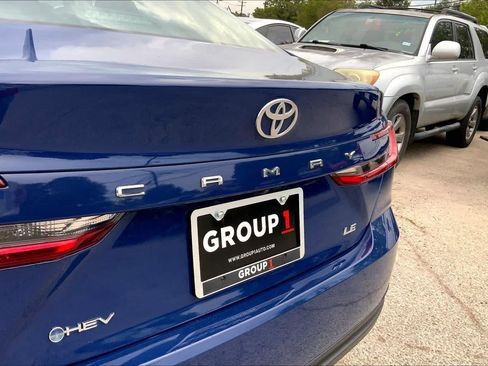 Used 2025 Toyota Camry LE FWD image 30