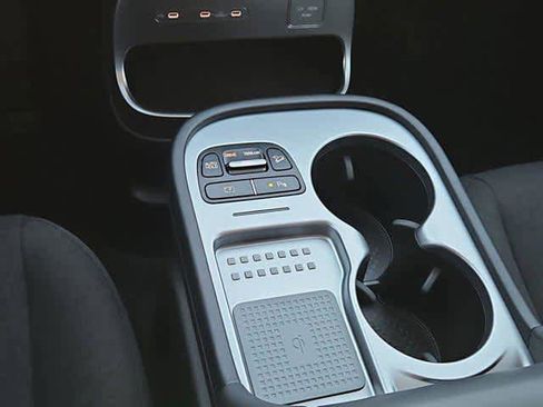 New 2026 Hyundai Ioniq 9 SE image 30