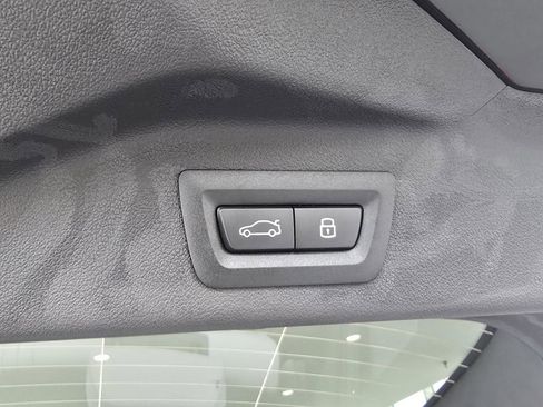 New 2026 BMW X7 xDrive40i w/ Premium Package image 10