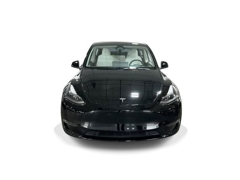 Certified 2023 Tesla Model Y Long Range AWD/4WD image 2