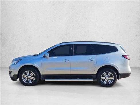 Used 2015 Chevrolet Traverse LT image 9