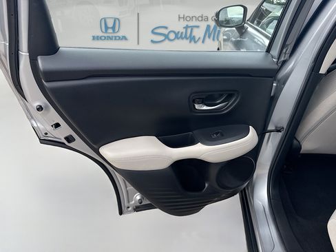 Certified 2024 Honda HR-V LX image 24