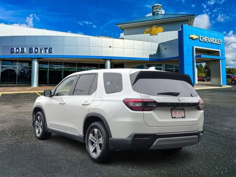 Used 2025 Honda Pilot EX-L image 7