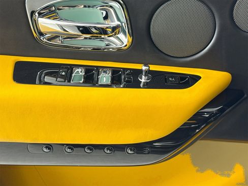 Used 2023 Rolls-Royce Cullinan image 16