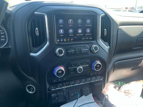 Used 2021 GMC Sierra 1500 AT4 w/ AT4 Premium Package AWD/4WD image 7