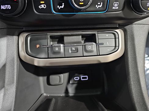 Used 2023 GMC Acadia Denali w/ Black Diamond Edition image 23