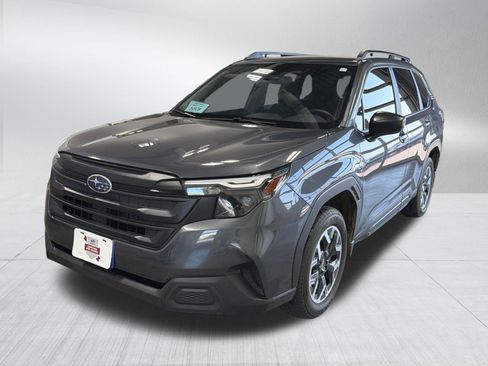 Used 2025 Subaru Forester AWD/4WD image 3
