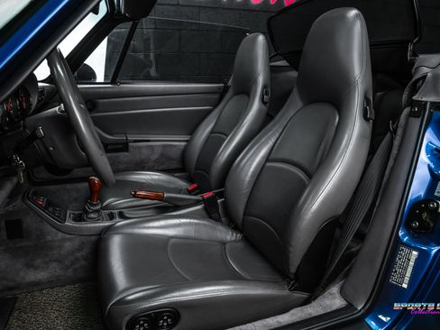 Used 1997 Porsche 911 Carrera image 38