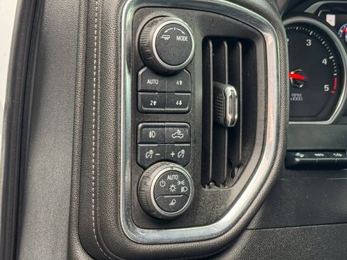 Used 2020 Chevrolet Silverado 2500 LTZ w/ LTZ Premium Package AWD/4WD image 28