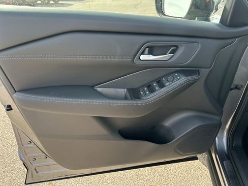 New 2026 Nissan Rogue SV image 12