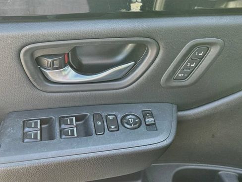 Used 2023 Honda Pilot EX-L image 19
