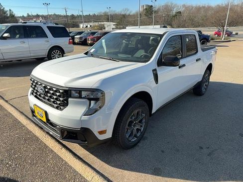 New 2026 Ford Maverick XLT w/ XLT Luxury Package image 2