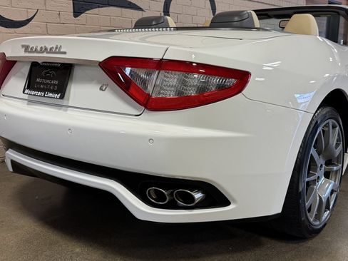 Used 2011 Maserati GranTurismo Convertible RWD image 30
