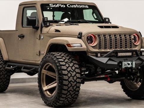 Used 2025 Jeep Wrangler Unlimited Sport AWD/4WD image 5