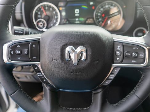 Used 2025 RAM 1500 Laramie w/ Sport Appearance Package image 17