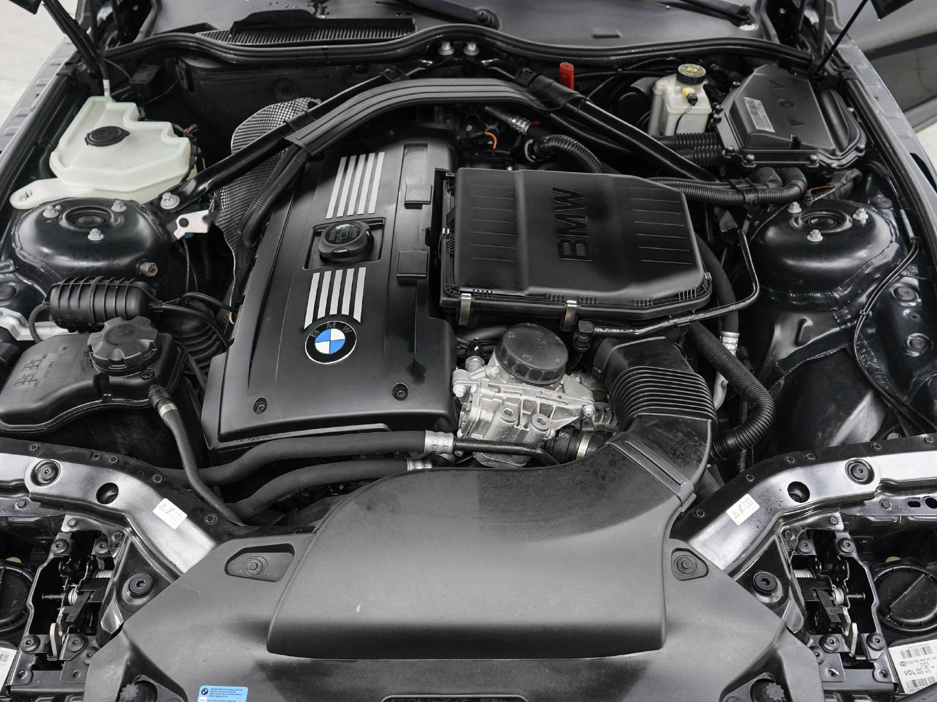 Used 2011 BMW Z4 sDrive35i RWD image 26