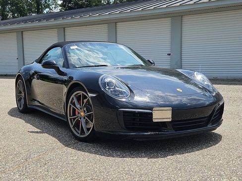 Certified 2017 Porsche 911 Carrera 4S AWD/4WD image 9