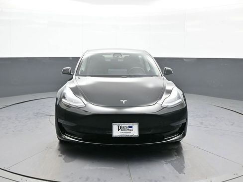 Used 2019 Tesla Model 3 Long Range image 2