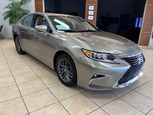 Used 2018 Lexus ES 350 w/ Premier Package FWD image 1