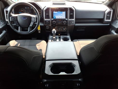 Used 2016 Ford F150 XLT w/ Equipment Group 302A Luxury AWD/4WD image 10