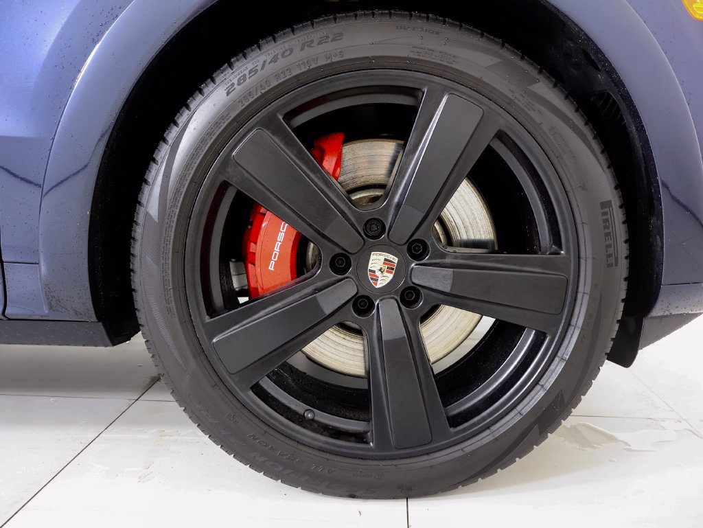 Certified 2026 Porsche Cayenne S AWD/4WD image 30