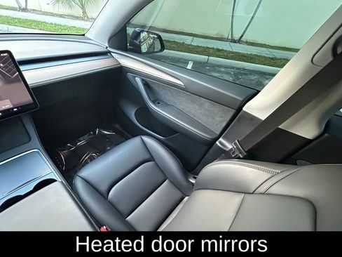 Used 2024 Tesla Model Y Long Range image 11