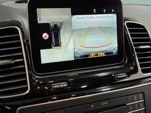 Used 2018 Mercedes-Benz GLE 350 4MATIC image 29