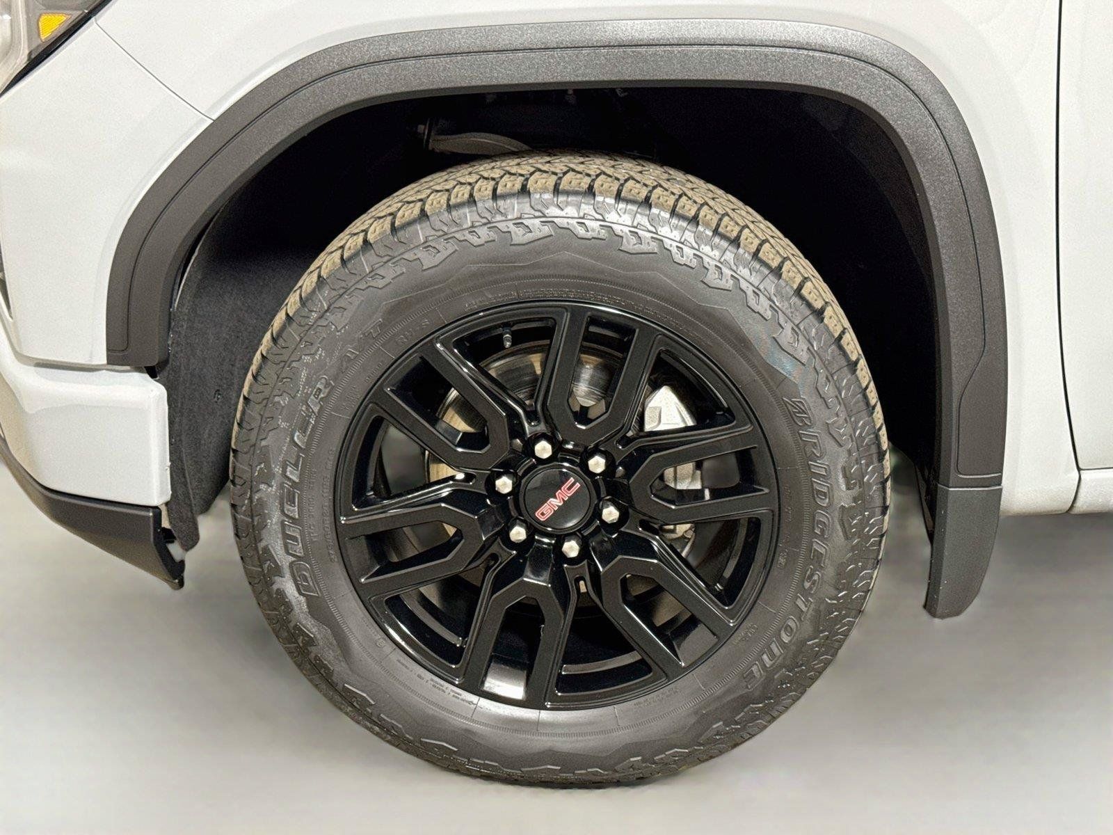 Certified 2024 GMC Sierra 1500 Elevation AWD/4WD image 29