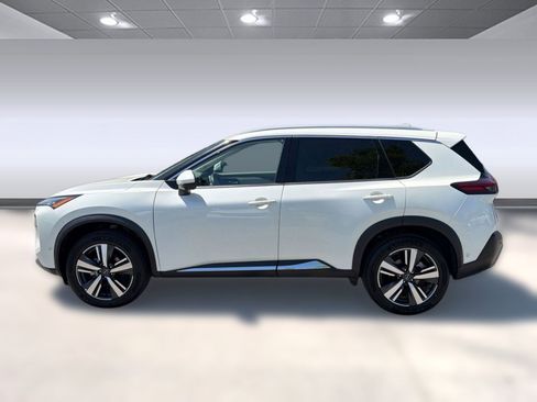 Used 2023 Nissan Rogue SL w/ SL Premium Package AWD/4WD image 2