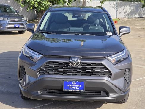 Used 2025 Toyota RAV4 XLE FWD image 3