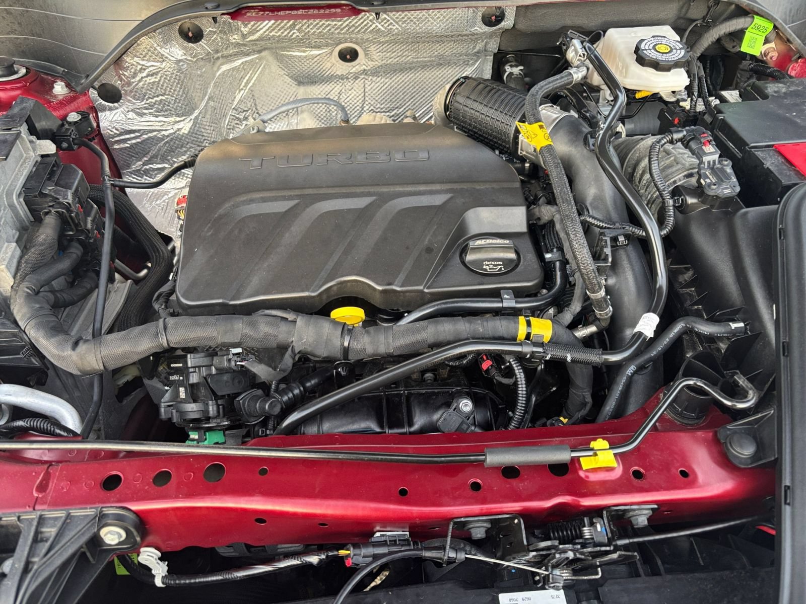 Used 2025 Chevrolet Trax LT FWD image 28