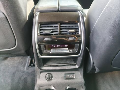 Used 2020 BMW X7 xDrive40i w/ Premium Package AWD/4WD image 10
