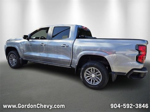 Used 2023 Chevrolet Colorado LT w/ LT Convenience Package II image 3