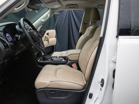 Used 2024 Nissan Armada Platinum w/ Captain's Chairs Package image 30