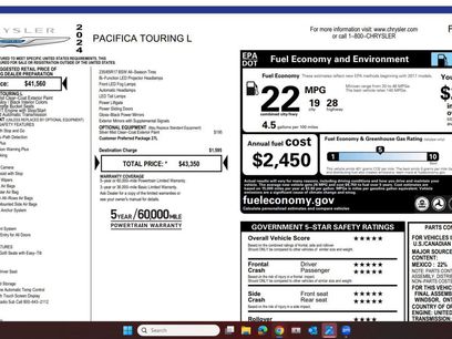 Used 2024 Chrysler Pacifica Touring-L