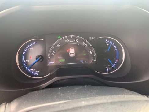 Used 2021 Toyota RAV4 XSE w/ XSE Grade Weather Package image 31