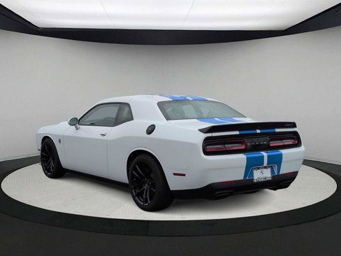 Used 2023 Dodge Challenger SRT Hellcat w/ Driver Convenience Group image 6