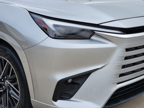 Used 2025 Lexus TX 350 AWD w/ Technology Package image 5