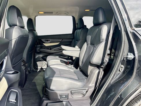 Used 2022 Subaru Ascent Limited image 25