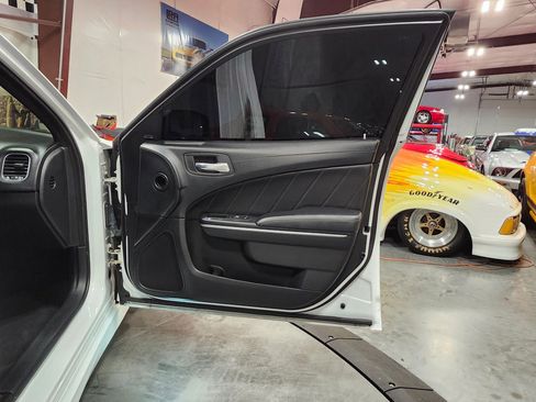 Used 2019 Dodge Charger Scat Pack w/ Dynamics Package image 22